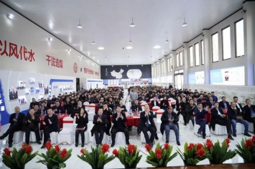 祥龍昂首，萬象起新丨2023年度神州集團表彰大會暨新春團拜會隆重舉行！